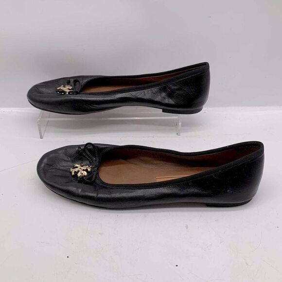 Tory Burch Women's Black Goat Leather Logo Charm Ballet Flat Shoes 8M - Picture 2 of 10
